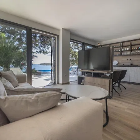 펜션 Ferienhaus Fur 5 Personen Und 1 Kind In Mali Losinj, Kvarner Bucht Losinj 말리로시니