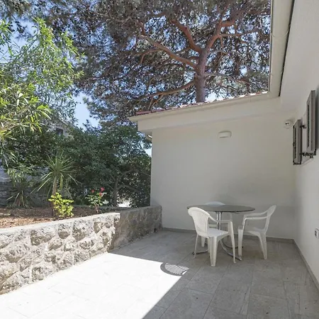 펜션 Ferienhaus Fur 5 Personen Und 1 Kind In Mali Losinj, Kvarner Bucht Losinj 말리로시니